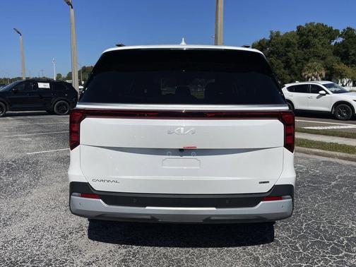 2026 Kia Carnival Hybrid EX