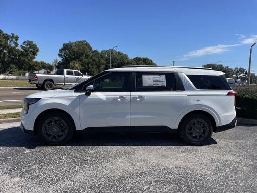 2026 Kia Carnival Hybrid EX