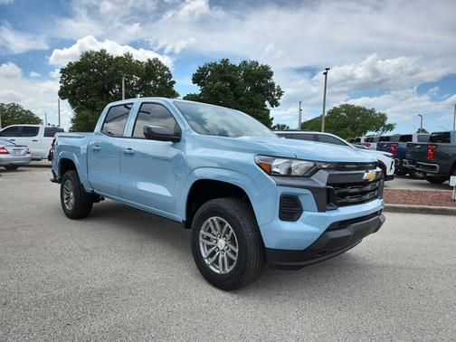 Metallic 2026 Chevrolet Colorado LT