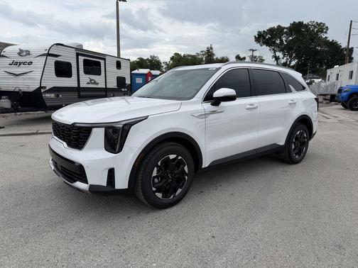 Glacial White Pearl 2026 Kia Sorento S