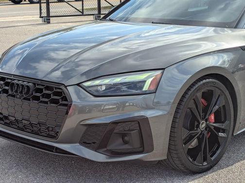 2022 Audi S5 3.0T Prestige