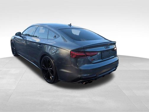 2022 Audi S5 3.0T Prestige