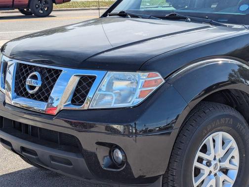 2017 Nissan Frontier SV