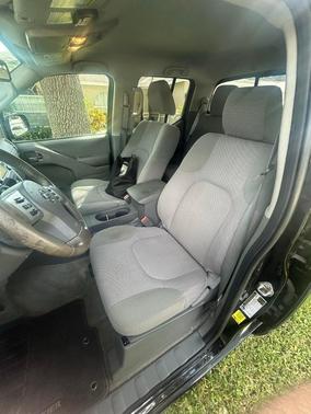 2017 Nissan Frontier SV