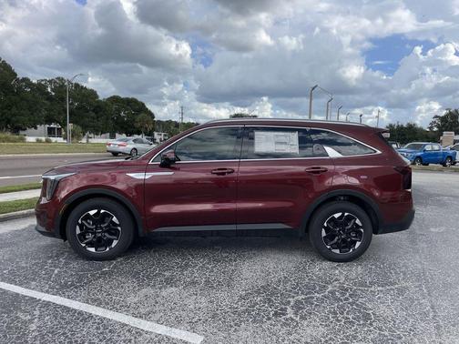 2025 Kia Sorento S