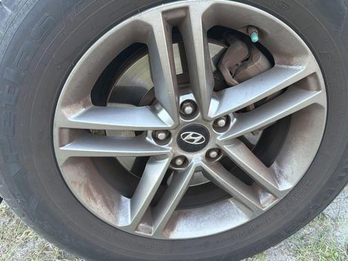 Sparkling Silver 2018 Hyundai Santa Fe Sport 2.4L