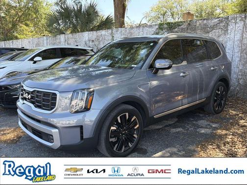 Everlasting Silver 2023 Kia Telluride SX-Prestige