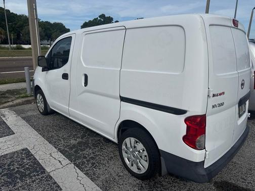 Fresh Powder 2015 Nissan NV200 SV