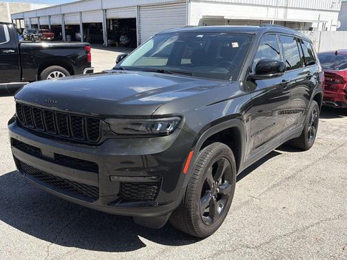 Rocky Mountain Pearlcoat 2022 Jeep Grand Cherokee L Limited