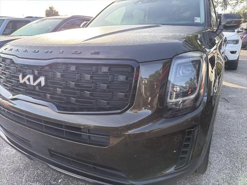 Dark Moss 2022 Kia Telluride EX