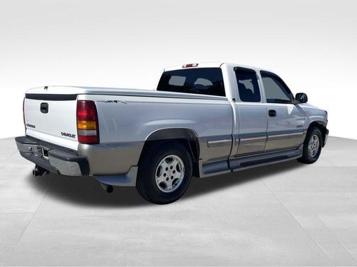 2002 Chevrolet Silverado 1500 LS Extended Cab