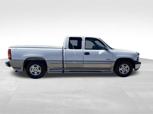 2002 Chevrolet Silverado 1500 LS Extended Cab
