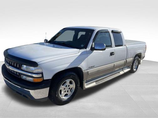 2002 Chevrolet Silverado 1500 LS Extended Cab