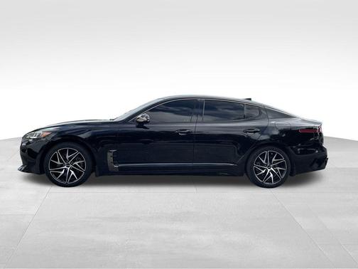 2023 Kia Stinger GT-Line