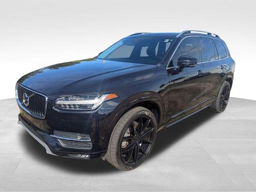 2018 Volvo XC90 T5 Momentum