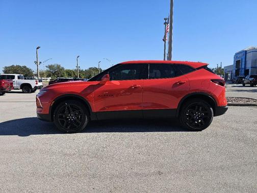 2025 Chevrolet Blazer LT