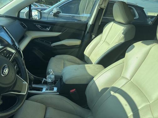 2022 Subaru Ascent Limited 8-Passenger