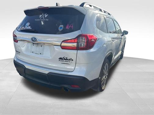 2022 Subaru Ascent Limited 8-Passenger