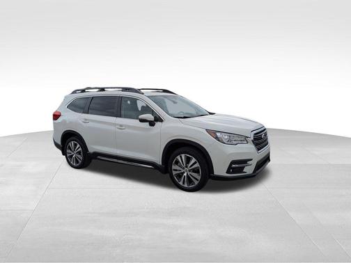 2022 Subaru Ascent Limited 8-Passenger