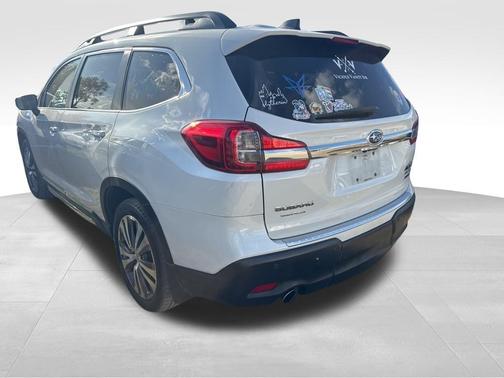 2022 Subaru Ascent Limited 8-Passenger