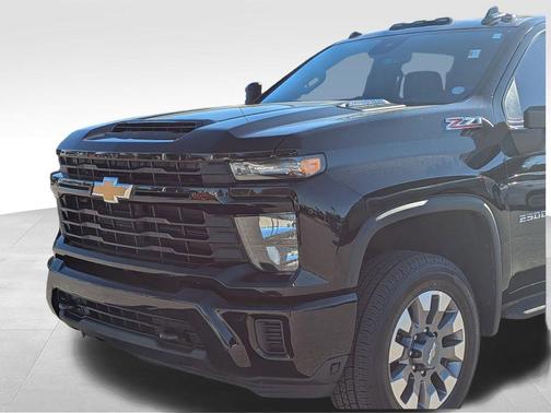 2024 Chevrolet Silverado 2500 Custom