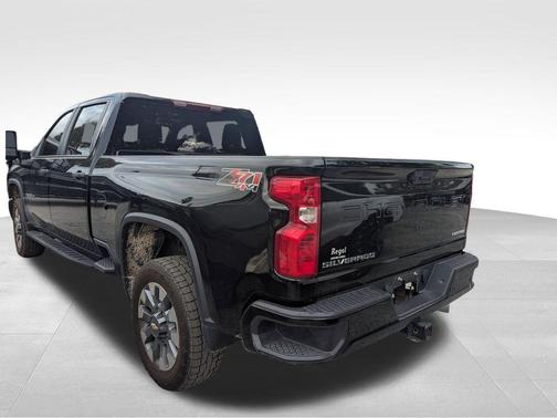 2024 Chevrolet Silverado 2500 Custom