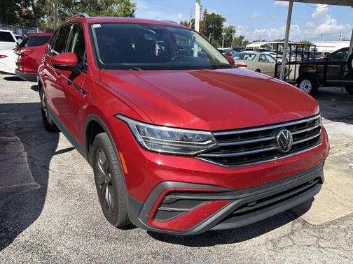 Kings Red 2022 Volkswagen Tiguan 2.0T SE