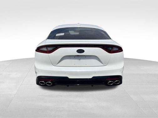 2019 Kia Stinger GT1