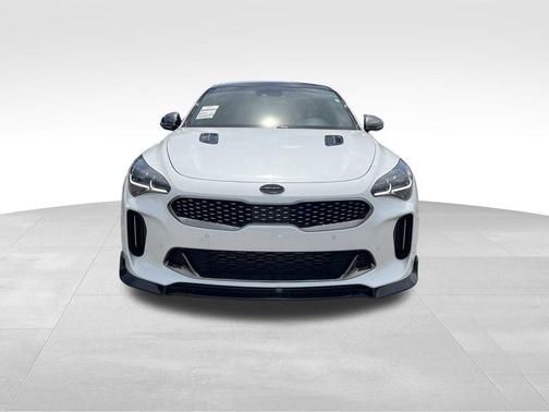 2019 Kia Stinger GT1