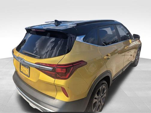 2023 Kia Seltos S