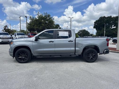 2025 Chevrolet Silverado 1500 Custom
