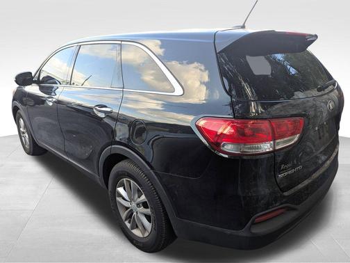 2018 Kia Sorento L