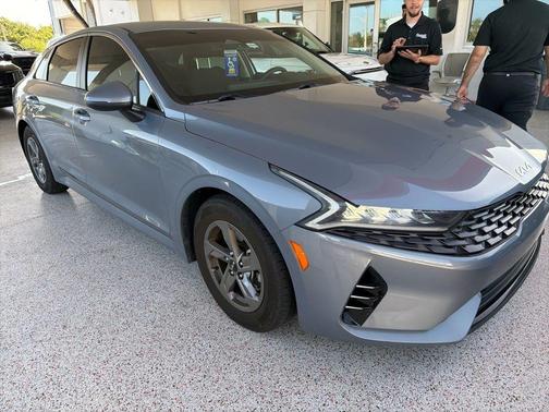 Everlasting Silver 2022 Kia K5 LXS