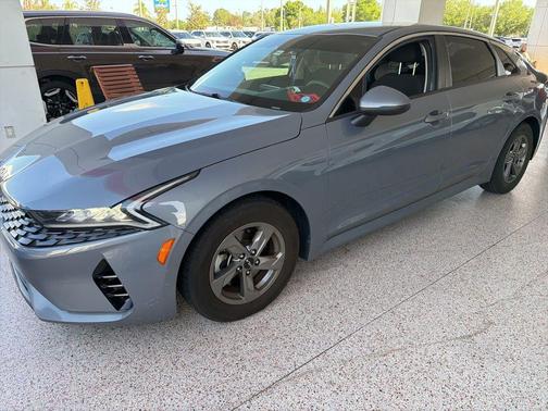 Everlasting Silver 2022 Kia K5 LXS