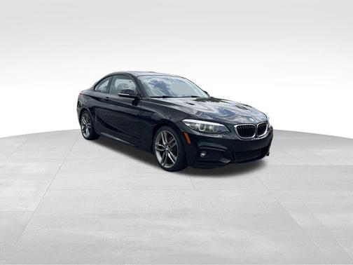 2018 BMW 230 i