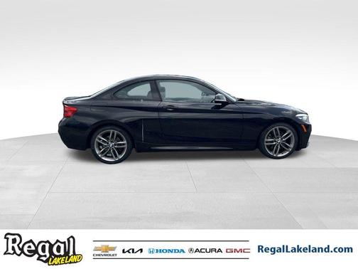 2018 BMW 230 i