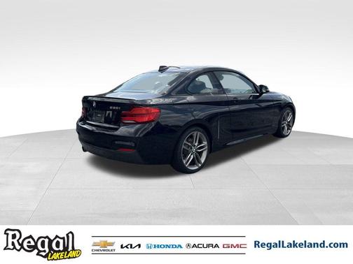 2018 BMW 230 i