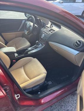 2010 Mazda Mazda3 s Grand Touring