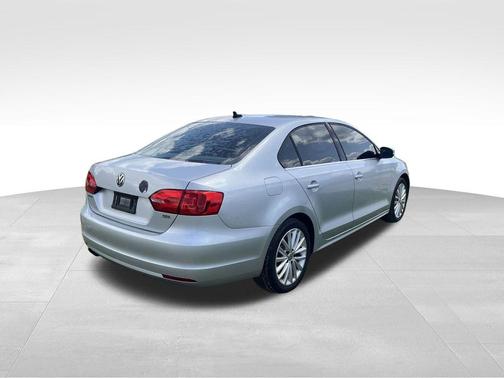 2014 Volkswagen Jetta SEL