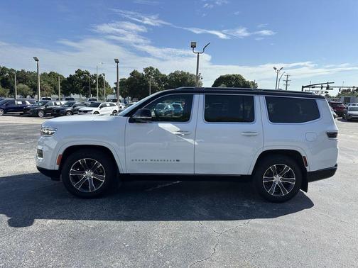 Bright White Clearcoat 2023 Jeep Grand Wagoneer Base