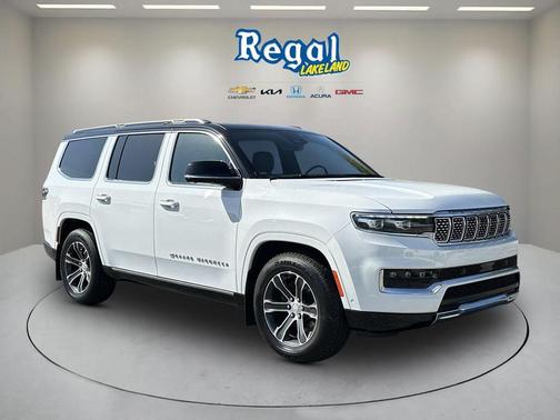 Bright White Clearcoat 2023 Jeep Grand Wagoneer Base