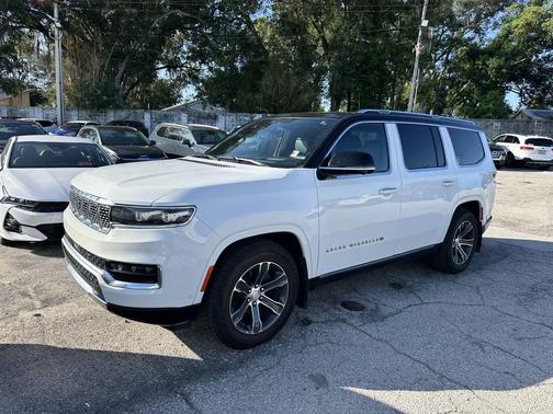 Bright White Clearcoat 2023 Jeep Grand Wagoneer Base