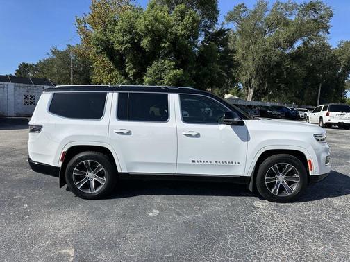 Bright White Clearcoat 2023 Jeep Grand Wagoneer Base