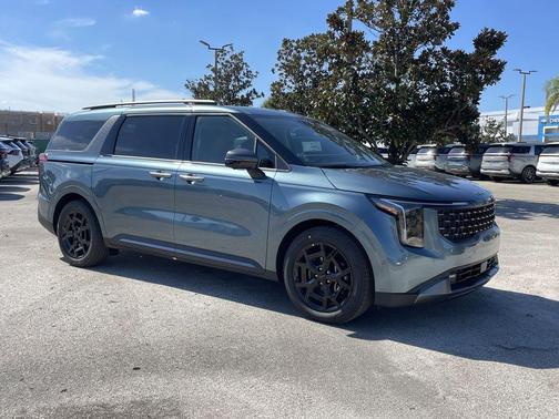 2026 Kia Carnival SX
