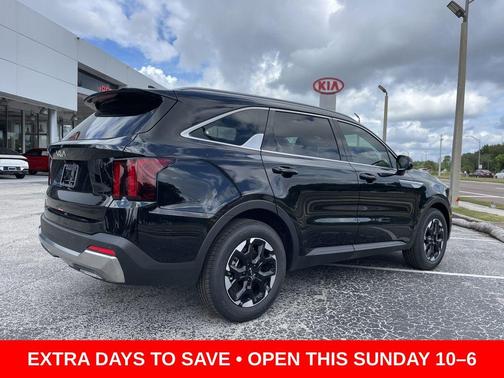 2025 Kia Sorento S