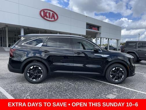 2025 Kia Sorento S