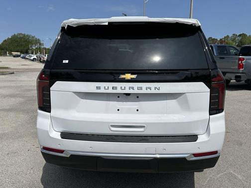 2026 Chevrolet Suburban LS