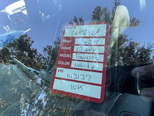 2024 Chevrolet Traverse LS