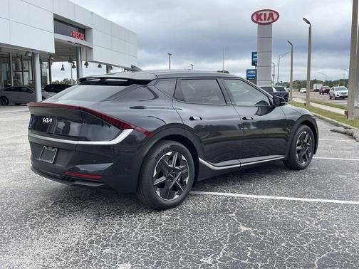 2025 Kia EV6 Light Long Range