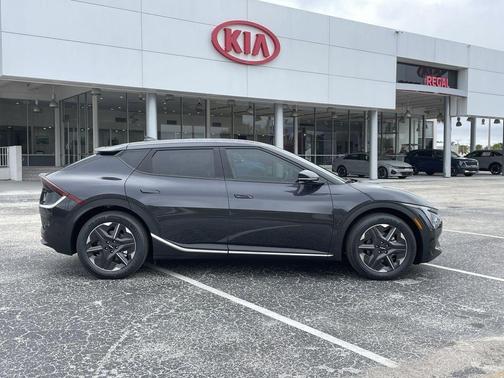 2025 Kia EV6 Light Long Range